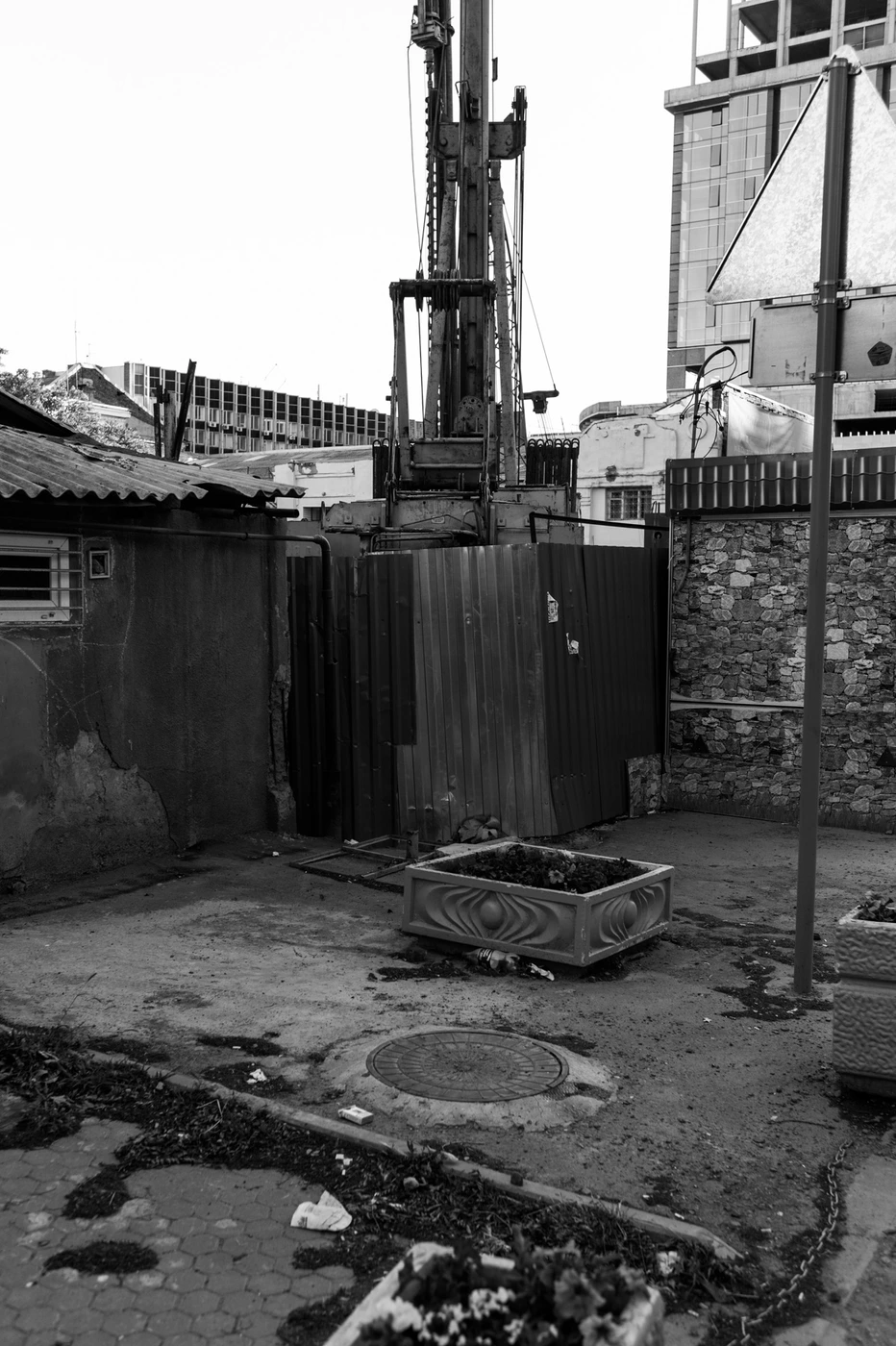 Sergey Sapozhnikov, The City, work 14