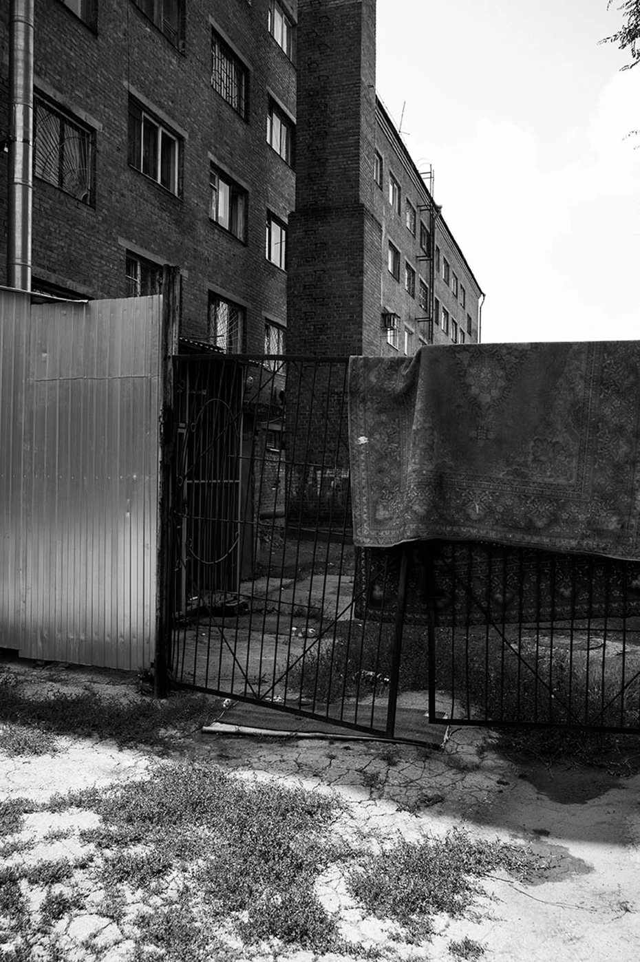 Sergey Sapozhnikov, The City, work 29